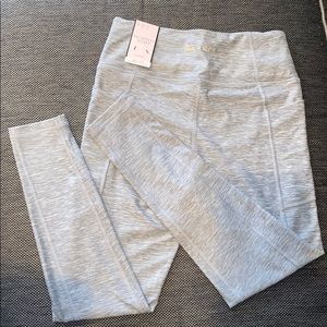 🍒SOLD🍒 NWT Victoria’s Secret Studio Leggings!✨